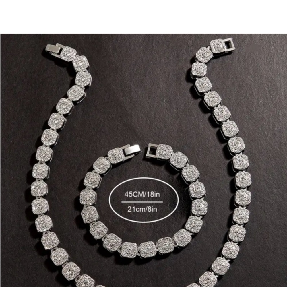 Necklace Set - Picture 4 of 6